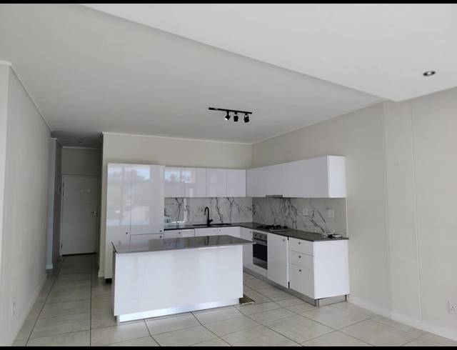 3 BEDROOM APARTMENT FOR SALE IN PAARDEVLEI